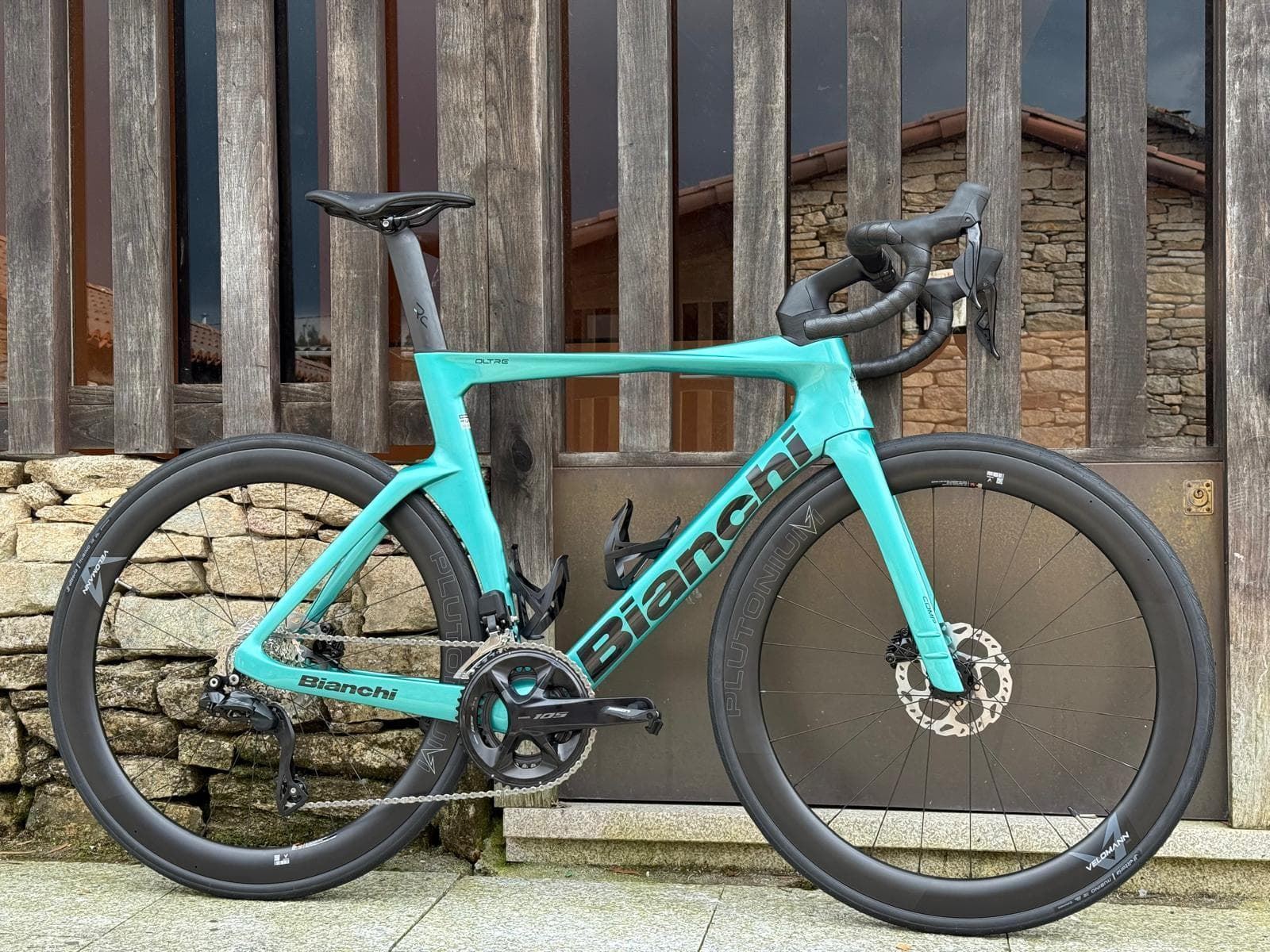bicicleta-carretera-bianchi-oltre-comp-105-di2-12sp-azul-celeste-ultimas-unidades-talla-53-55_pic437939ni0t0.jpg BICICLETA CARRETERA BIANCHI OLTRE COMP 105 DI2 12SP - AZUL CELESTE ULTIMAS UNIDADES TALLA 53 - 55 - Imagen 1
