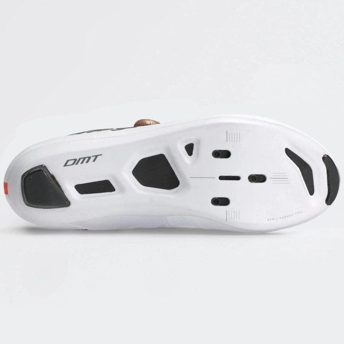 NUEVA ZAPATILLA DMT KR0 EVO BLANCO/BRONCE - Imagen 10