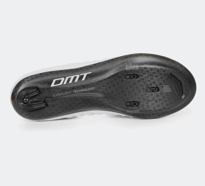 NUEVAS ZAPATILLAS DMT POGIS SUPERLIGHT 2026 BLANCO + CALCETINES DMT CLASSIC RACE DE REGALO - Imagen 2